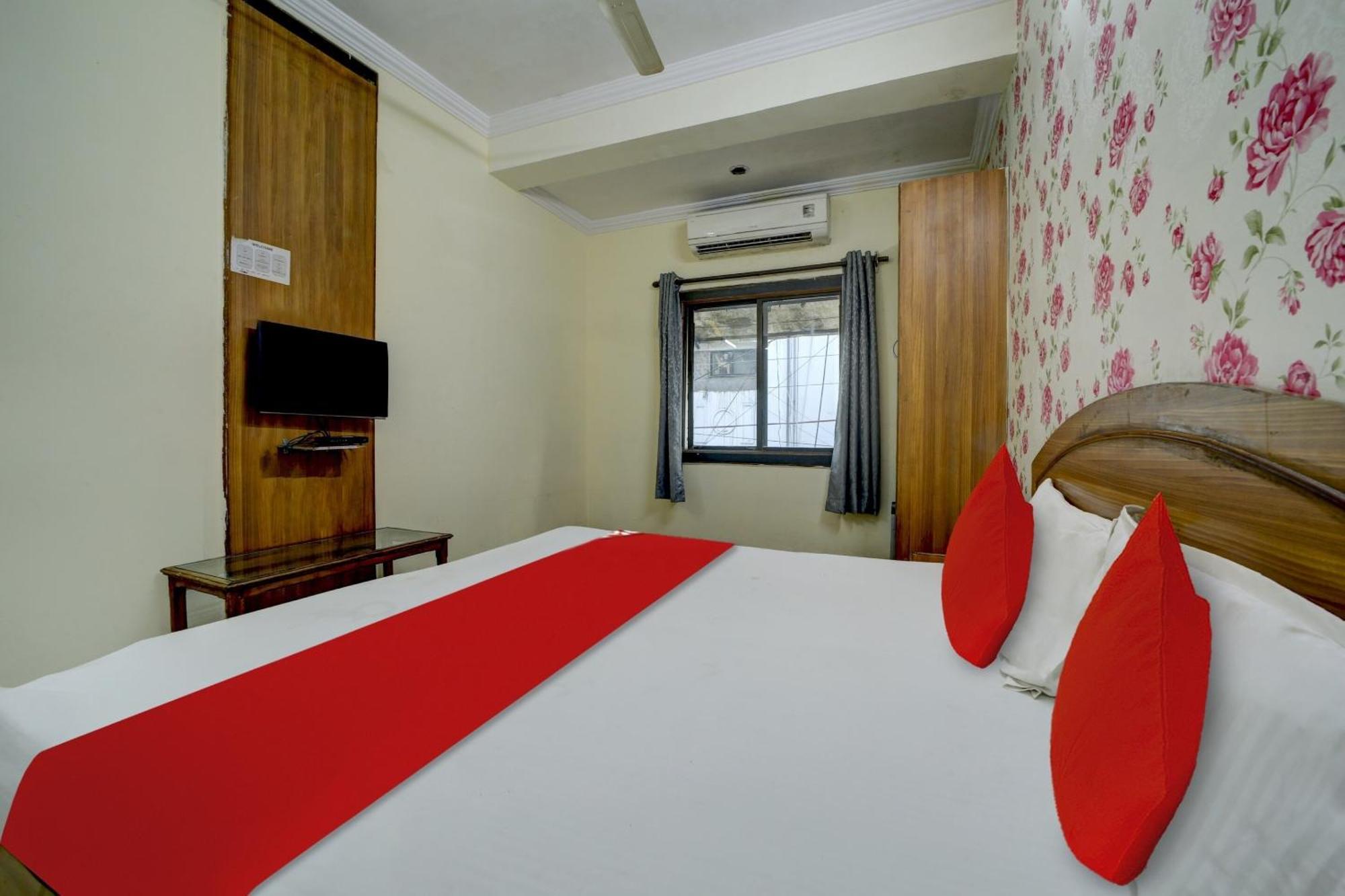 Oyo Flagship 81248 Hotel Satya Vilas 보팔 외부 사진