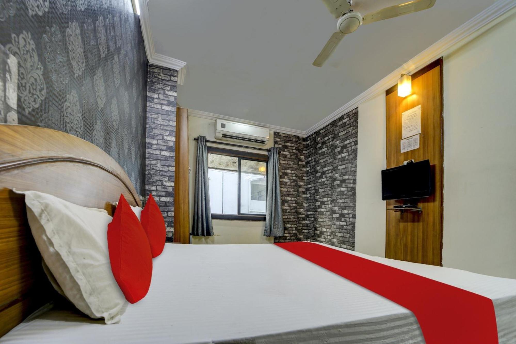 Oyo Flagship 81248 Hotel Satya Vilas 보팔 외부 사진